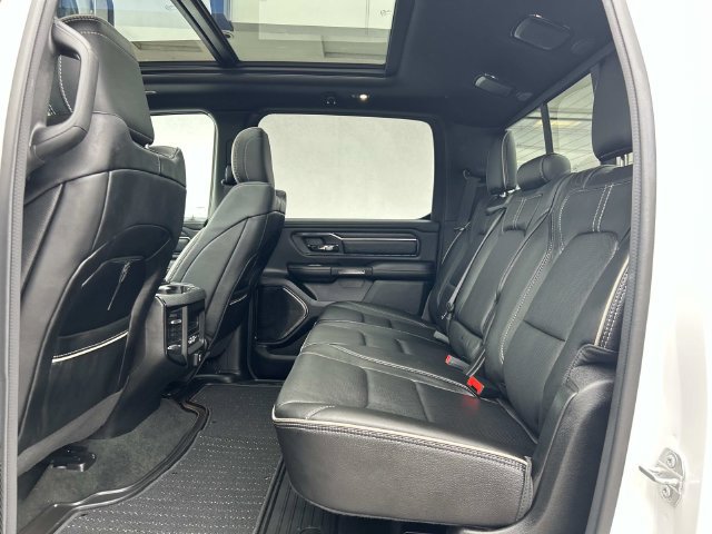 Used 2023 RAM 1500 Limited AWD/4WD image 16