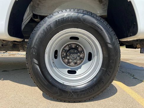Used 2023 Ford F350 XL AWD/4WD image 29