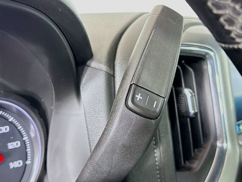 Used 2023 Chevrolet Silverado 2500 LT AWD/4WD image 16