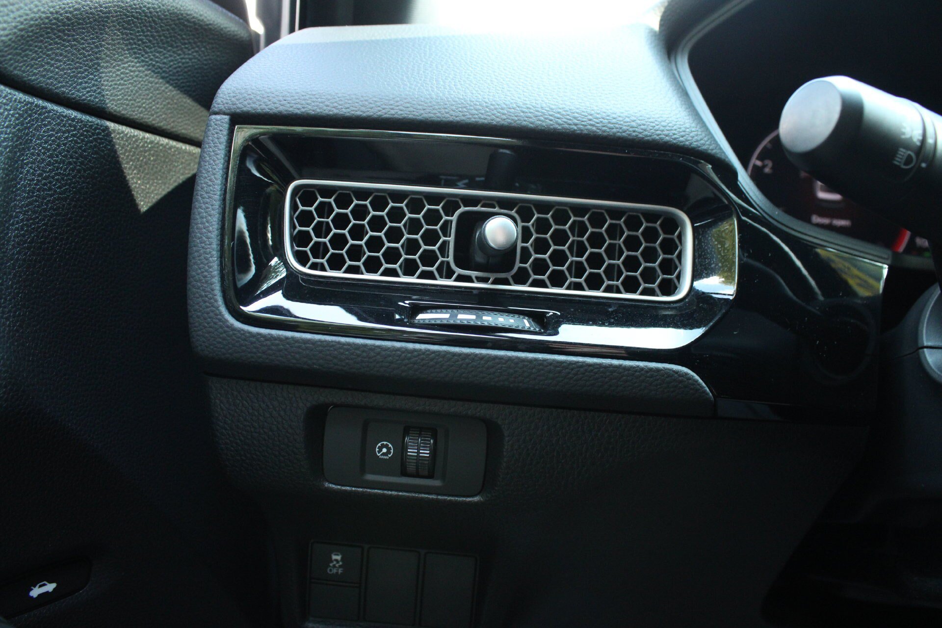 Used 2025 Honda Civic Sport image 26