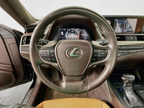 Certified 2020 Lexus ES 350 w/ Accessory Package 2 FWD image 11
