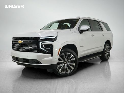 Used 2025 Chevrolet Tahoe High Country w/ Sun And Tow Package AWD/4WD image 1