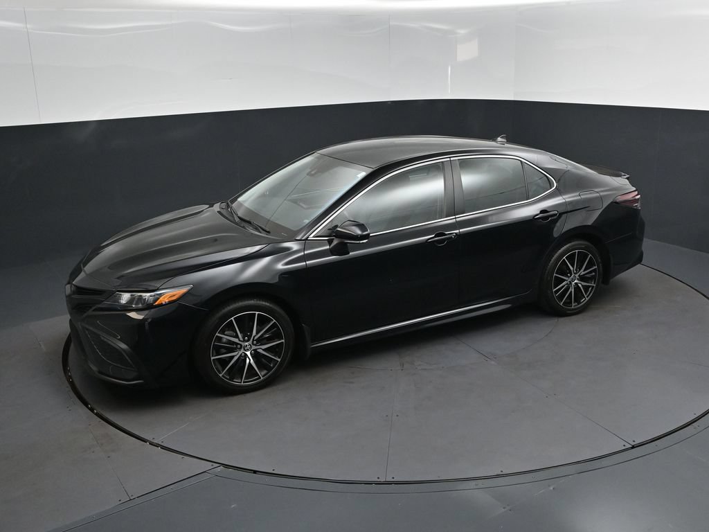 Used 2023 Toyota Camry SE FWD image 31