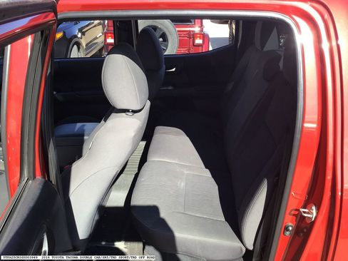 Used 2016 Toyota Tacoma TRD Sport w/ Towing Package image 15