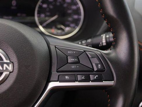 Used 2025 Nissan Sentra SR w/ Midnight Edition FWD image 12