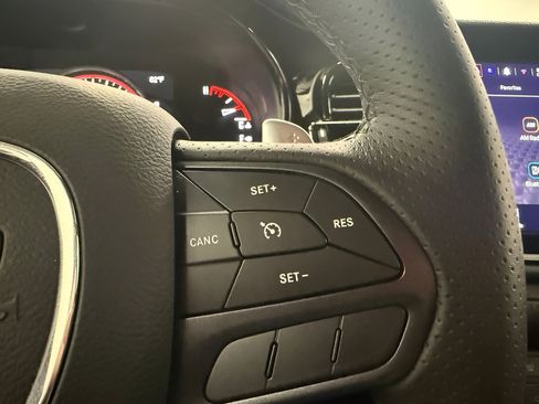 Used 2025 Dodge Durango GT RWD image 20