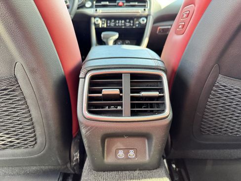 Used 2024 Genesis G70 3.3T Advanced w/ Sport Prestige Package image 18