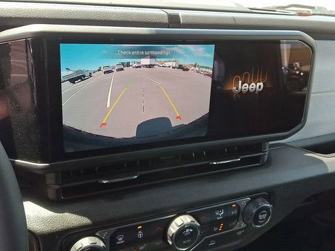 Used 2025 Jeep Wrangler Unlimited Sport S 4xe AWD/4WD image 18