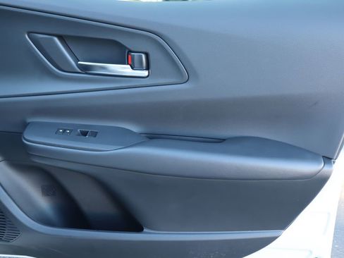 Certified 2025 Toyota Prius Plug-In Hybrid image 24