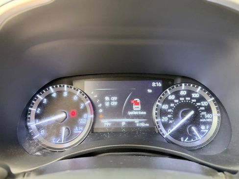 Used 2021 Toyota Highlander XLE AWD/4WD image 45