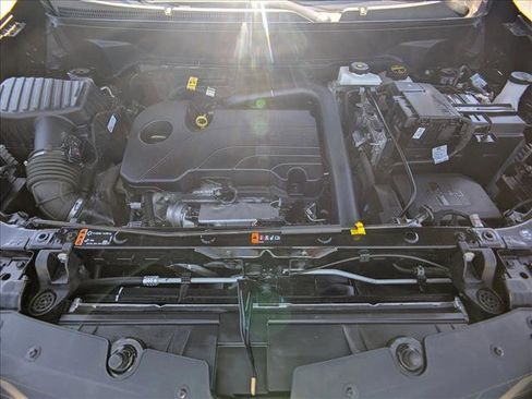 Used 2024 Chevrolet Equinox LT AWD/4WD image 22