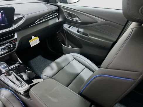 New 2026 Buick Envista Sport Touring w/ Convenience I Package FWD image 24