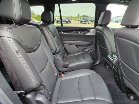 Certified 2025 Cadillac XT6 Premium Luxury image 29