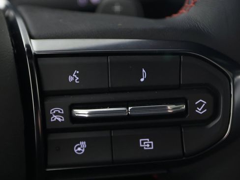 Used 2025 GMC Yukon AT4 Ultimate w/ LPO, Illumination Package image 27