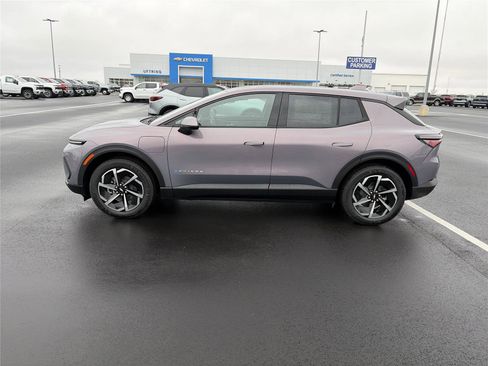 New 2026 Chevrolet Equinox EV LT FWD image 7