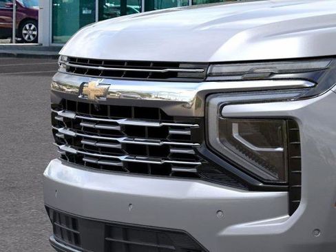 New 2026 Chevrolet Suburban Premier image 13