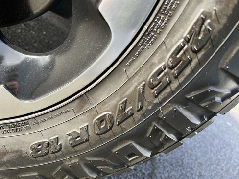 Used 2014 Jeep Wrangler Polar Edition image 27