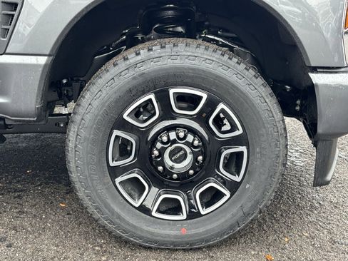 New 2026 Ford F250 Platinum image 13