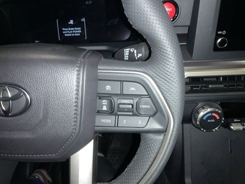 Used 2025 Toyota Tacoma TRD Off-Road image 24