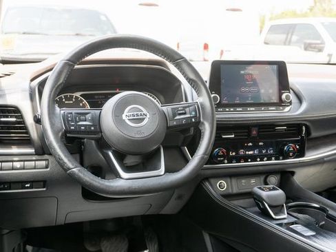 Used 2021 Nissan Rogue SL AWD/4WD image 14