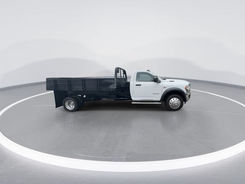 Used 2024 RAM 5500 SLT w/ Quick Order Package 2YG SLT AWD/4WD image 2