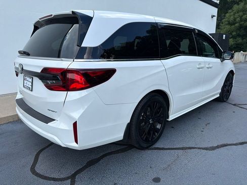 Used 2025 Honda Odyssey Sport-L image 10