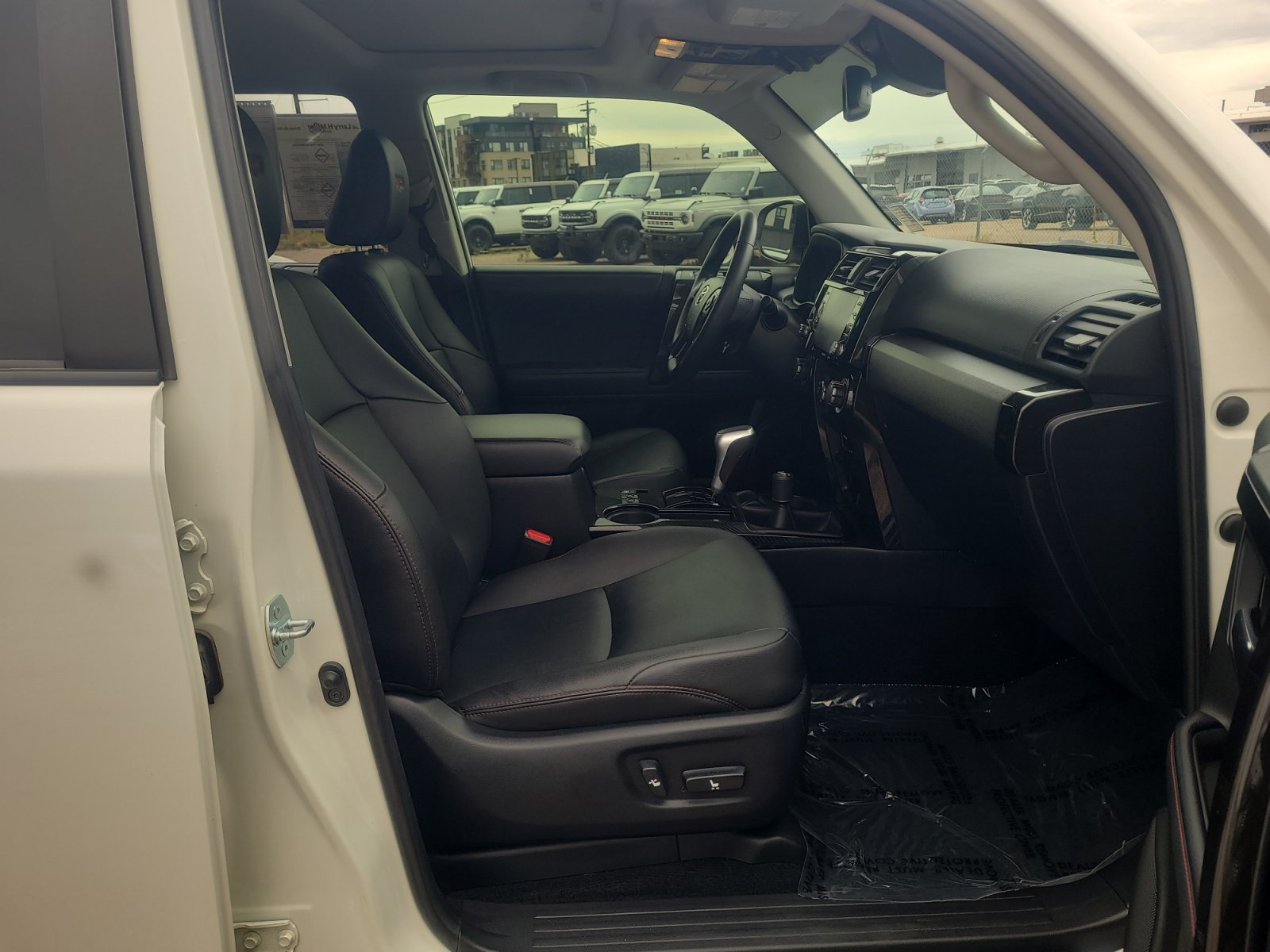 Used 2021 Toyota 4Runner TRD Off-Road Premium w/ Moonroof Package AWD/4WD image 19