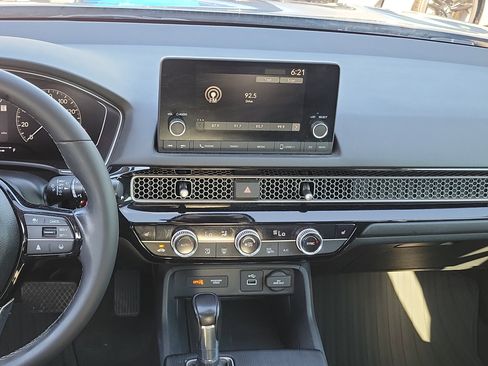 Used 2022 Honda Civic EX-L image 18