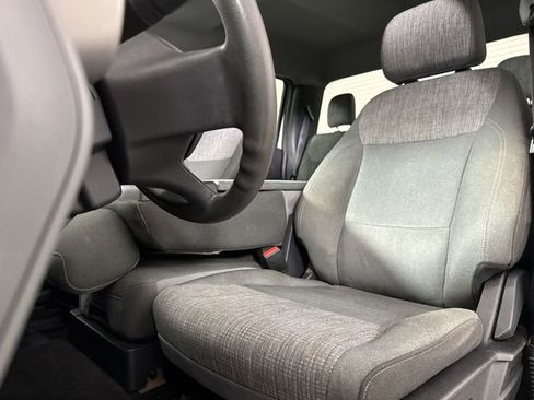 Used 2022 Ford F150 XLT w/ Trailer Tow Package image 19