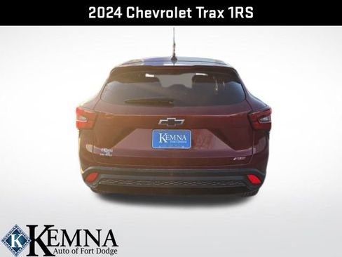 Used 2024 Chevrolet Trax RS w/ Driver Confidence Package image 8