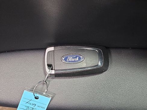 Used 2024 Ford Edge SEL image 32