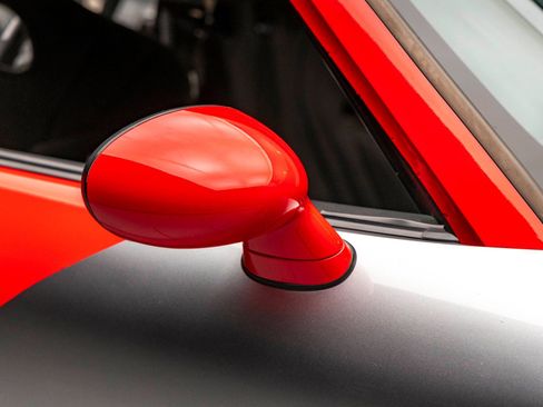 Used 2006 MAZDA MX-5 Miata Sport w/ Suspension Pkg image 28