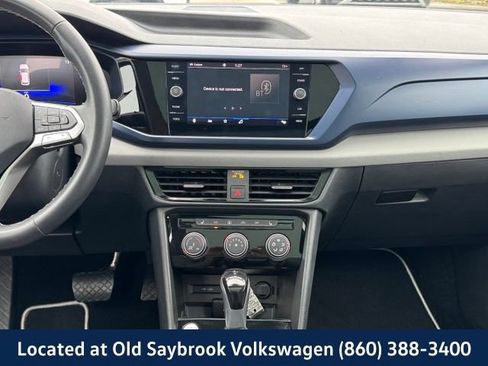 Used 2023 Volkswagen Taos SE w/ Panoramic Sunroof Package AWD/4WD image 15