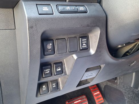 Certified 2023 Nissan Frontier PRO-4X w/ Pro-4X Premium Package image 10