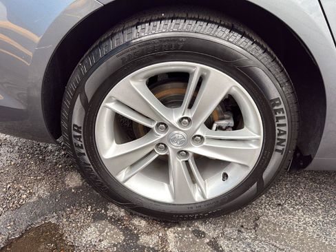 Used 2020 Buick Regal Preferred FWD image 31
