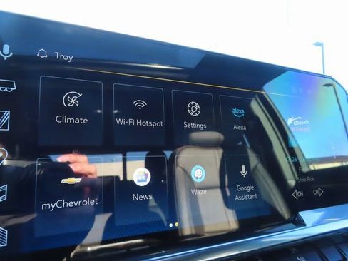 Certified 2025 Chevrolet Silverado 1500 High Country w/ Technology Package image 26