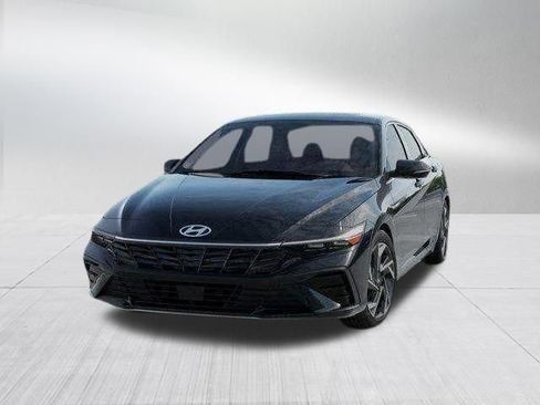 New 2026 Hyundai Elantra Limited image 15