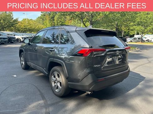 Used 2025 Toyota RAV4 LE AWD/4WD image 6