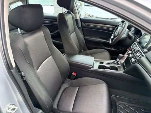 Used 2020 Honda Accord LX image 10