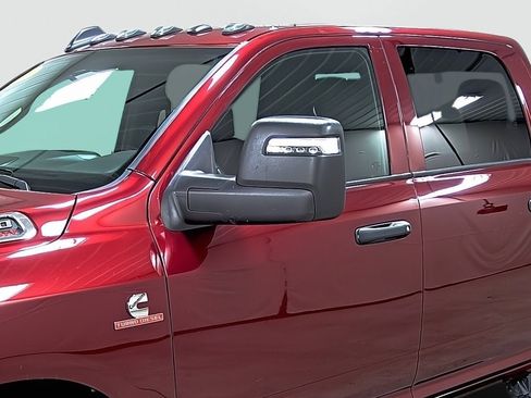 Used 2024 RAM 3500 Tradesman w/ Chrome Appearance Group AWD/4WD image 8