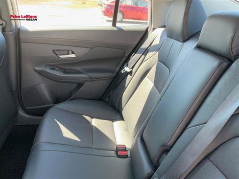 New 2026 Nissan Sentra SR w/ SR Premium Package FWD image 17