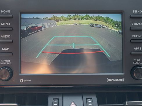 Used 2020 Toyota RAV4 XLE Premium FWD image 33