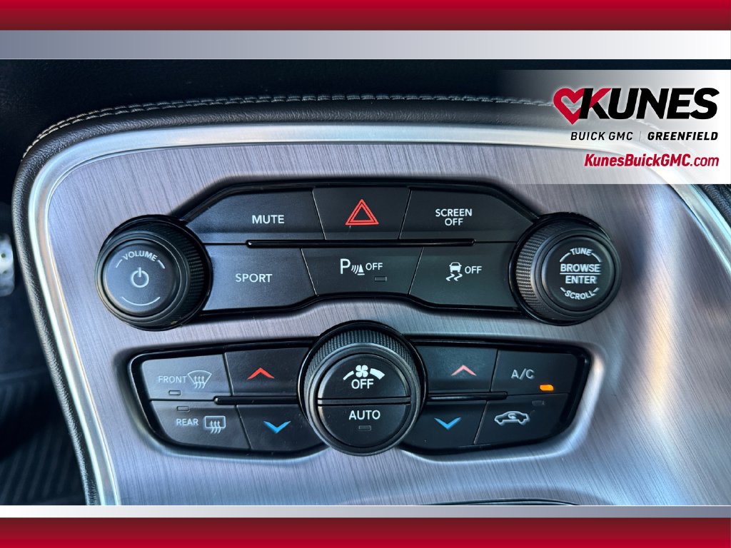 Used 2017 Dodge Challenger R/T RWD image 22