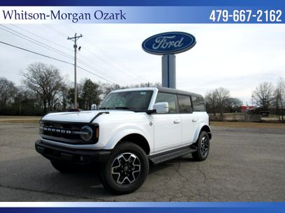 New 2025 Ford Bronco Outer Banks