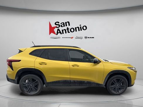 Used 2024 Chevrolet Trax ACTIV w/ Driver Confidence Package FWD image 14