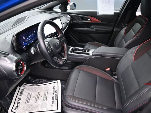 Used 2025 Chevrolet Equinox EV RS FWD image 26