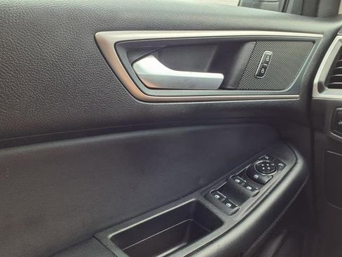 Used 2024 Ford Edge SEL AWD/4WD image 19