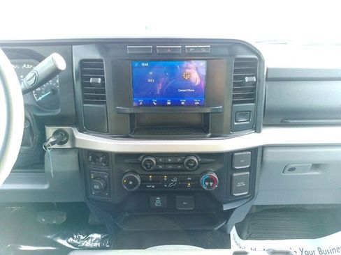 Used 2023 Ford F250 XLT w/ FX4 Off-Road Package AWD/4WD image 13