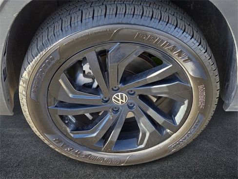 Used 2022 Volkswagen Atlas SE image 8