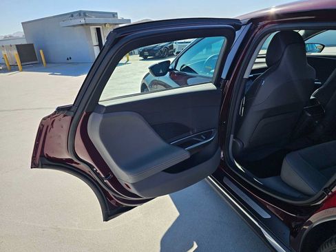 Used 2025 Lucid Air Touring AWD/4WD image 15